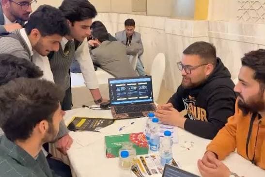 A Koshur Scientist learning conversation